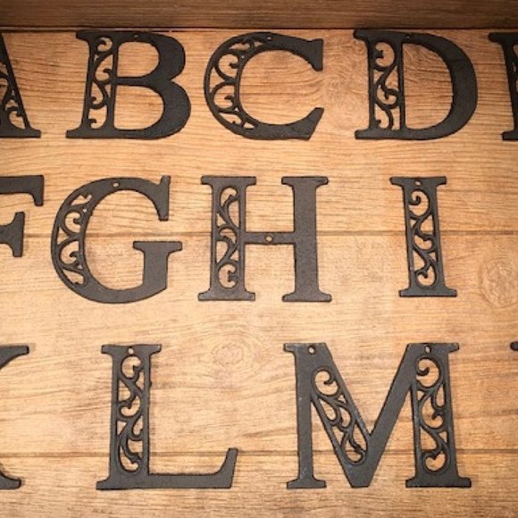 Cast Iron Letter "I" 4 5/8"tall Ornate Raw Cast Iron Ready to Paint 0184-0557-I - Picture 15 of 16